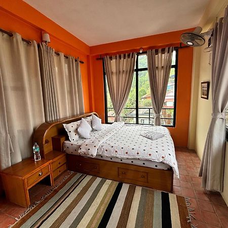 Siddhartha Garden Ayurveda Hotel Pokhara Bagian luar foto