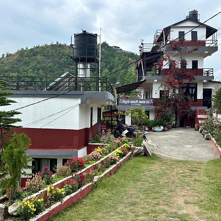 Siddhartha Garden Ayurveda Hotel Pokhara Bagian luar foto