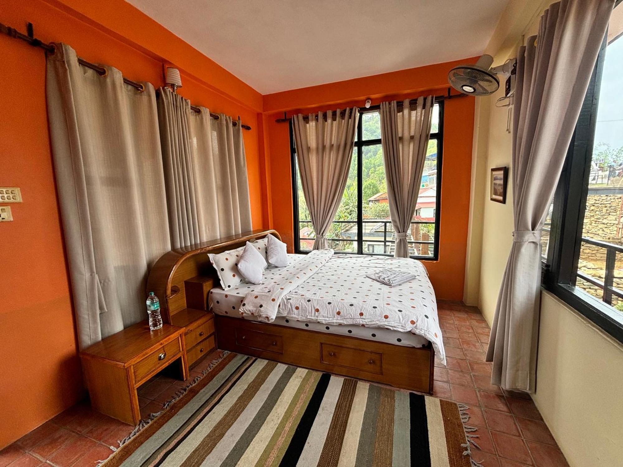Siddhartha Garden Ayurveda Hotel Pokhara Bagian luar foto