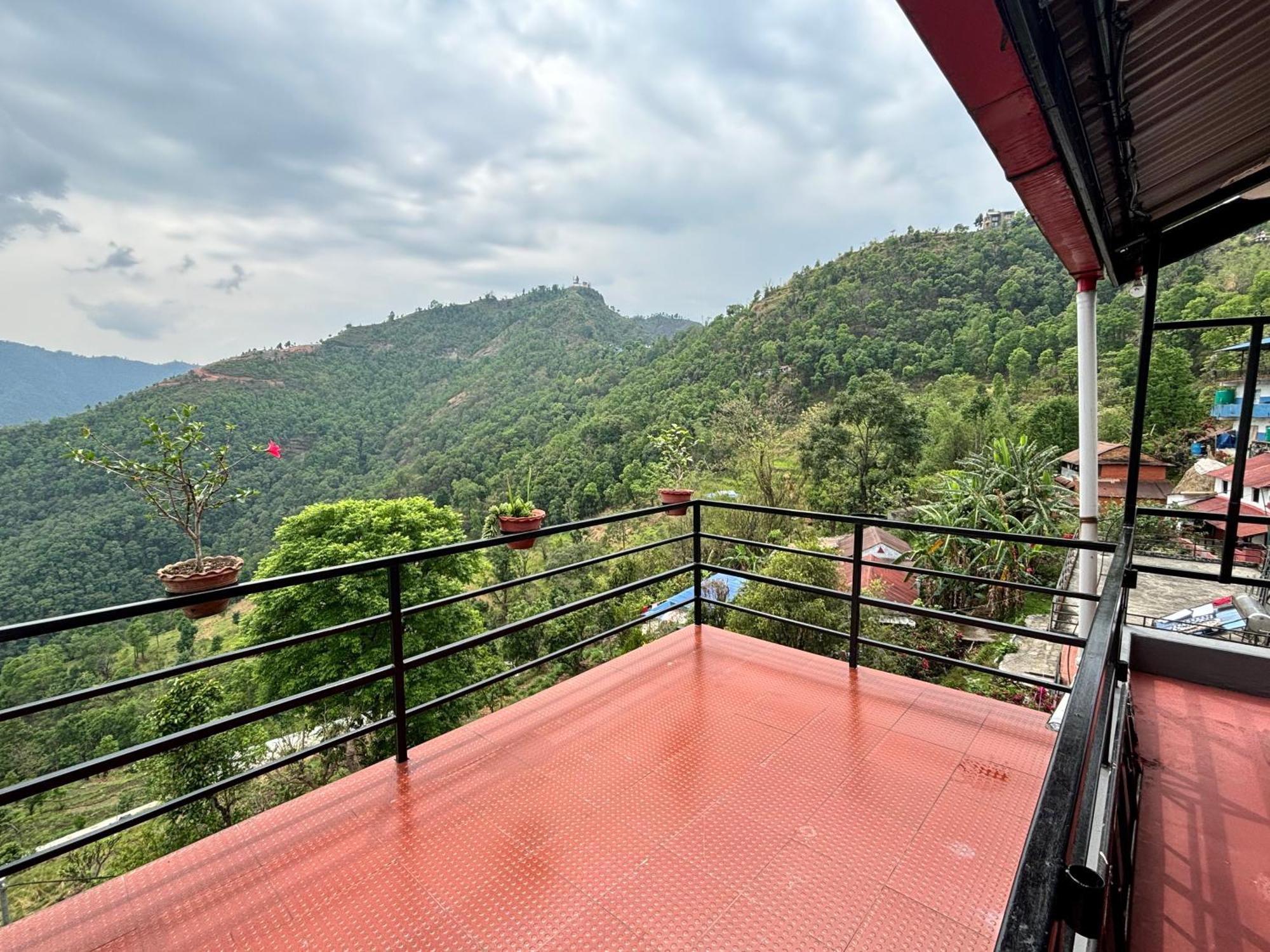 Siddhartha Garden Ayurveda Hotel Pokhara Bagian luar foto