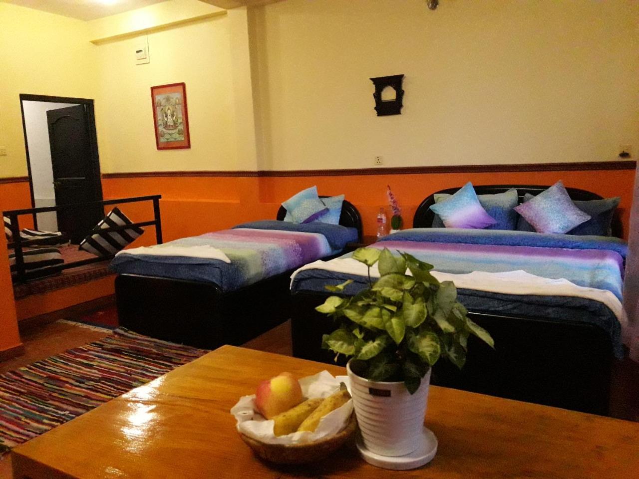 Siddhartha Garden Ayurveda Hotel Pokhara Bagian luar foto