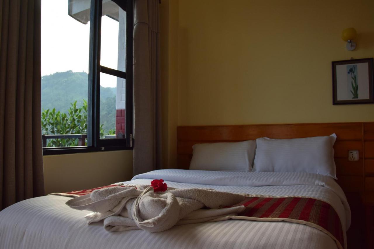 Siddhartha Garden Ayurveda Hotel Pokhara Bagian luar foto