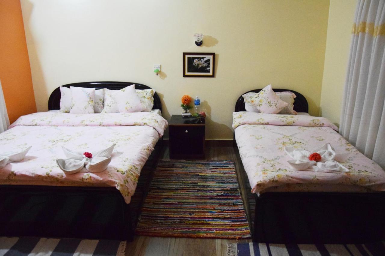 Siddhartha Garden Ayurveda Hotel Pokhara Bagian luar foto